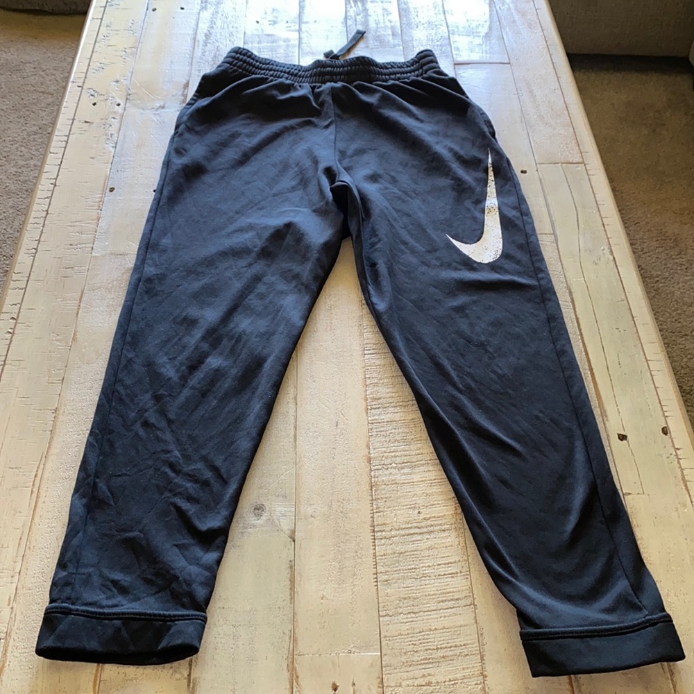 EUC boys large Nike sweatpants